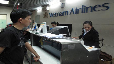Không tăng giá trần vé máy bay quá 25%