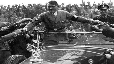 Hitler từng phải vay tiền mua xe