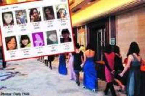 Trào lưu đại gia 'bốn có' của nữ sinh