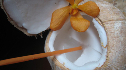 7 tác dụng không ngờ của nước dừa