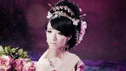 Trai giả gái đẹp như tranh vẽ