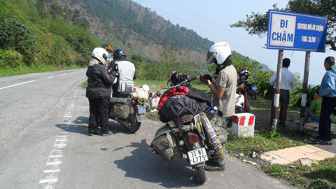 Giới trẻ sôi sục đi 