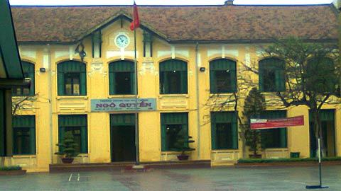 Thầy giáo vật lý gửi thơ cho nữ sinh bài văn lạ