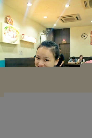 Chân dài Tuyết Lan được 