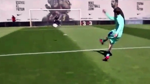 Justin Bieber thôi hát làm cầu thủ?