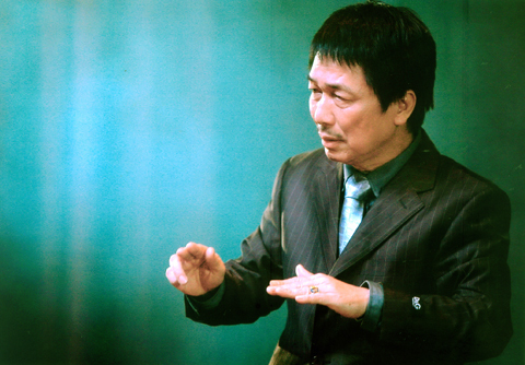 Thầy bói bảo còn lâu Phú Quang mới chết