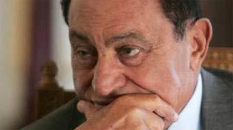 Mubarak và các con trai bị tạm giam