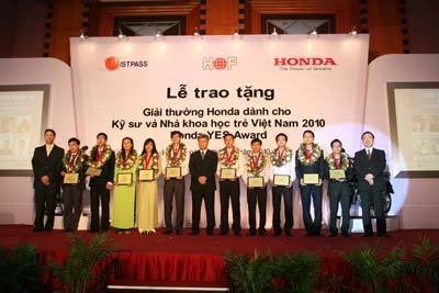 Khởi động Giải thưởng Honda YES 2011