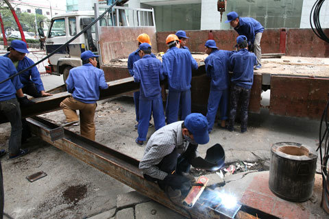 'Thần đèn' xứ Bắc ra tay cứu nhà nghiêng