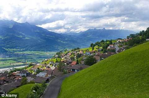 Cho thuê cả đất nước với giá 65.000USD/đêm