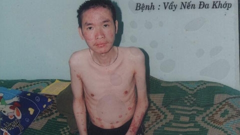 Lời khẩn cầu của cha cho đứa con bạo bệnh