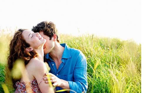 Bạn gái giả vờ còn trinh, bỏ hay không?