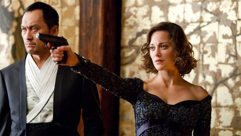 Mỹ nhân Pháp đóng cặp với Người Dơi