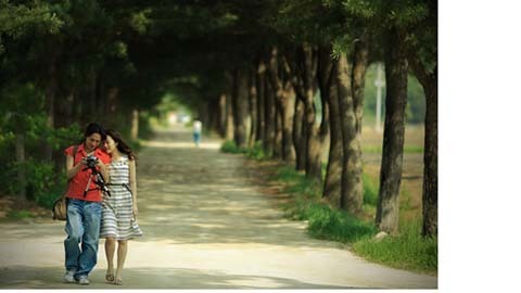 Em đã đắn đo chỉ vì tôi nghèo