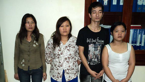 Nữ sinh 14 tuổi bị bán vào 'lầu xanh'