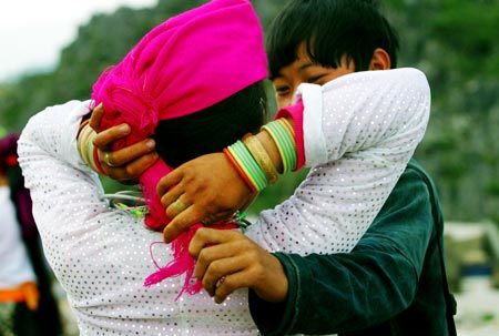 'Ai trong đời chẳng có một Khau Vai'