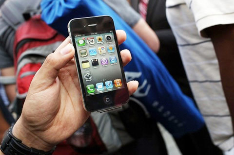 Mỹ mở cuộc điều trần vụ smartphone theo dõi người dùng