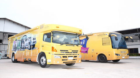 Dàn siêu xe caravan của tỷ phú Thái ở Hà Nội