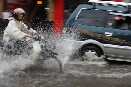 Va quẹt trên đường, gọi đồng bọn đâm chết đối thủ