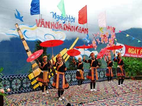 Lên Sa Pa chơi hội trên mây