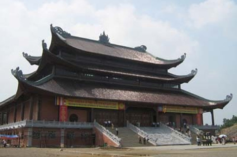 Chuyện chưa kể về đại gia xây chùa Bái Đính