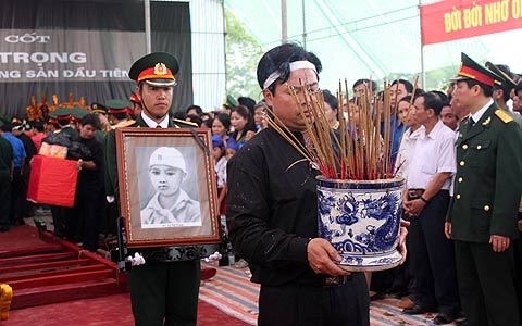 An táng hài cốt Lý Tự Trọng