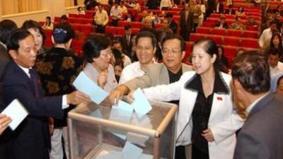 'Một con sâu đã nguy hiểm huống gì một bầy'