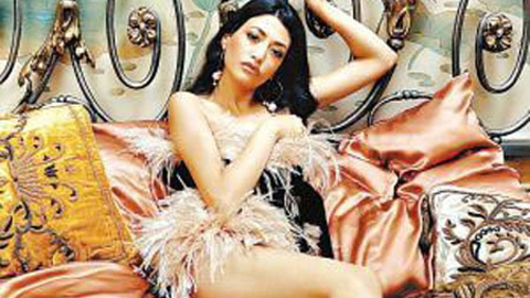 Cháu Bin Laden - mẫu sexy đột ngột thăng hạng