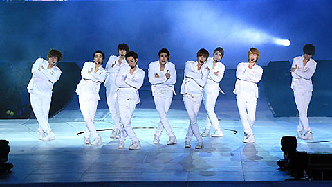 SuJu-ngàn lẻ một chiêu làm fan Việt 