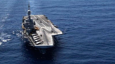 Thế giới lao vào cuộc đua tàu sân bay