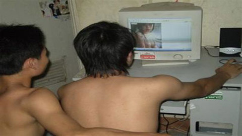 Người trẻ xem clip sex: Chuyện thường!