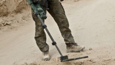 Dò mìn bằng... iPhone