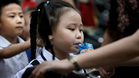 Đừng bắt con mình giỏi hơn nhà khác