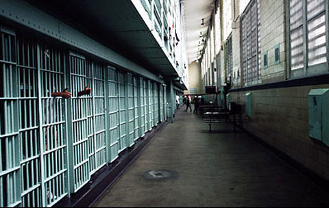 Bên trong nhà tù khét tiếng giam Strauss-Kahn