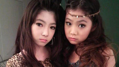 Học sinh tiểu học sành điệu như hotgirl