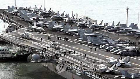 Cận cảnh cụm tàu sân bay khủng của Mỹ