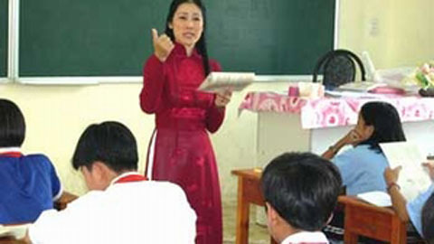 Tuyển thêm nhiều giáo viên các cấp