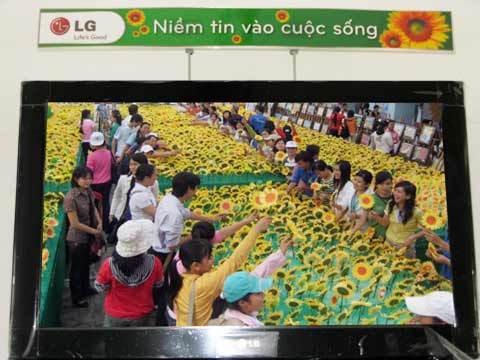 Lắp tivi LG phục vụ bệnh nhân ung bướu