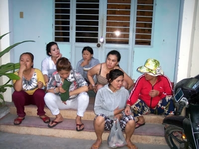 Đột kích sòng bạc quý bà