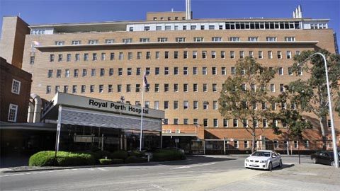 Bệnh nhân tố bác sĩ dâm ô