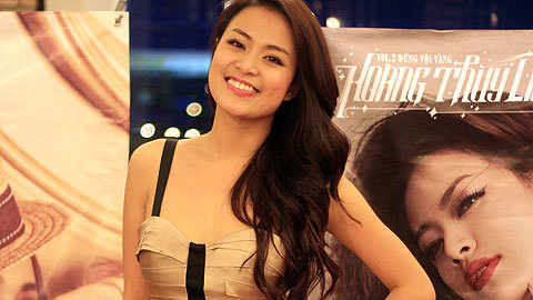 Hoàng Thùy Linh ngày càng sexy hơn