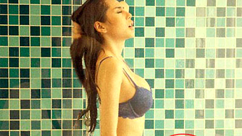 Thủy Tiên phân trần về ảnh nội y ướt át