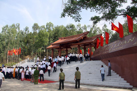 Khánh thành khu lăng mộ thân mẫu Chủ tịch Hồ Chí Minh