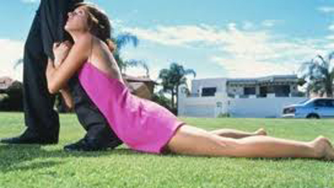 Phát hoảng với những teen girl “điên tình”