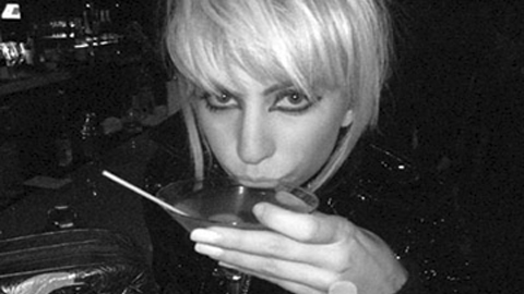 Những nữ sinh nghiêng ngả... 'tới bến'