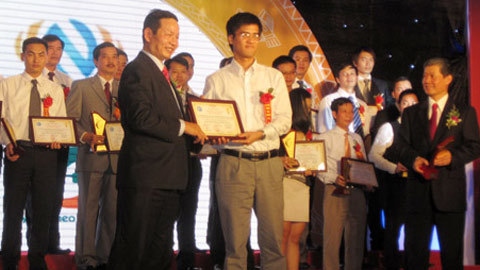 Công bố danh hiệu Sao Khuê 2011