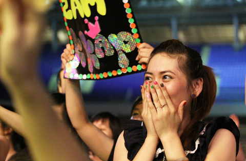 Choáng khi khán giả teen phát cuồng vì nghệ thuật Hàn