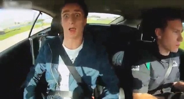 Cảm giác kinh hoàng trên chuyến xe kiểm tra tốc độ