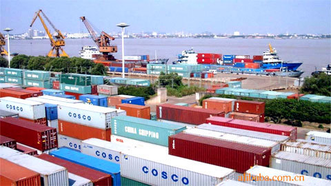 Giảm nhập siêu bắt đầu từ mối nguy Trung Quốc