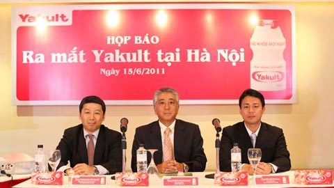 Yakult - sữa uống lên men 